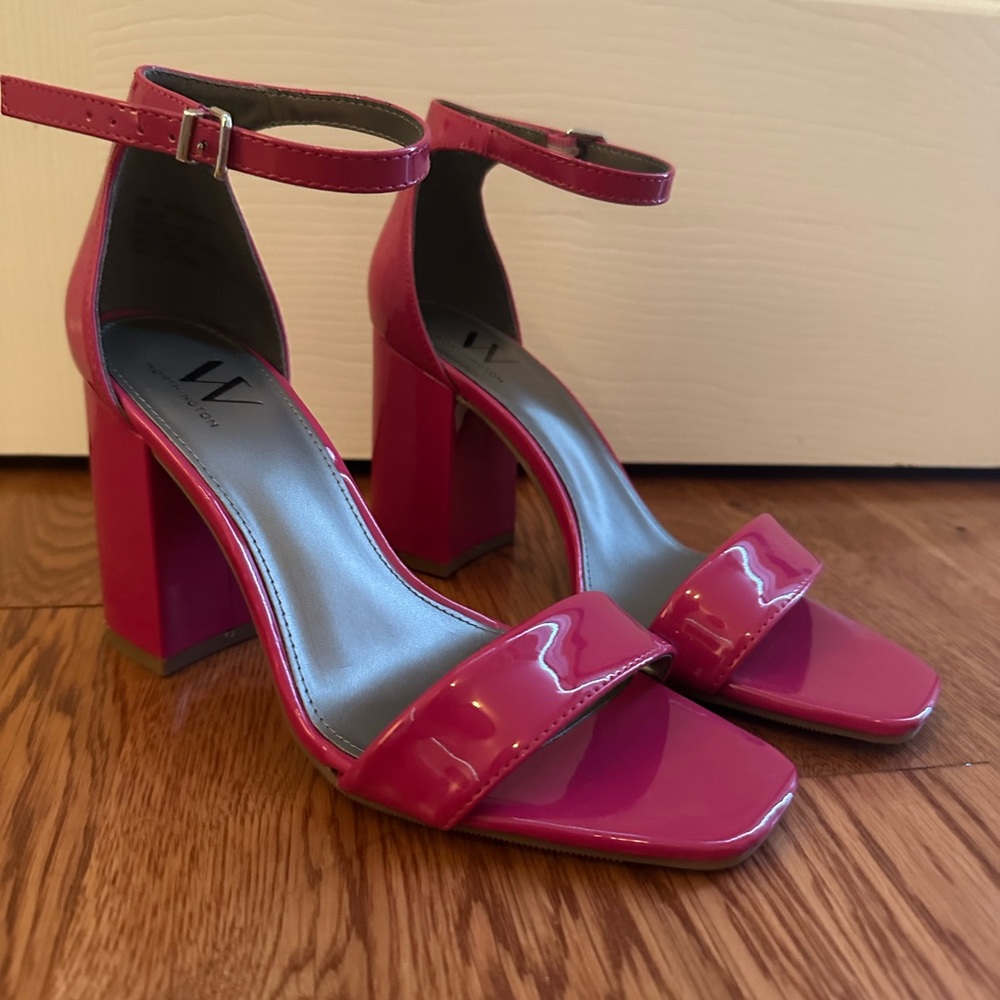 Worthington Dark Pink Woman’s Heels!
